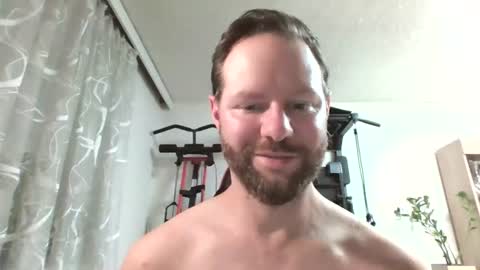 Snapshot of luke91_t chatting on July 4, 7:42 pm luke91_t online show from July 4, 7:42 pm