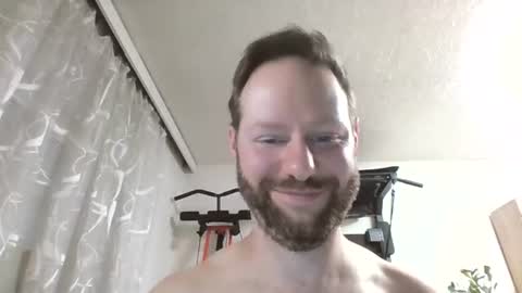 Snapshot of luke91_t chatting on July 27, 7:32 pm luke91_t online show from July 27, 7:32 pm