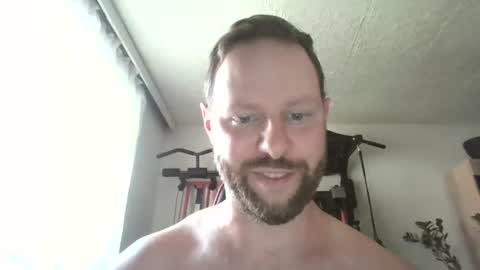 Snapshot of luke91_t chatting on August 4, 3:03 pm luke91_t online show from August 4, 3:03 pm