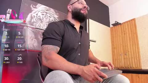 LUKE online show from December 19, 11:50 am