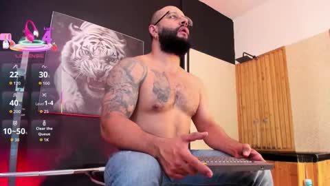 LUKE online show from December 21, 11:39 am