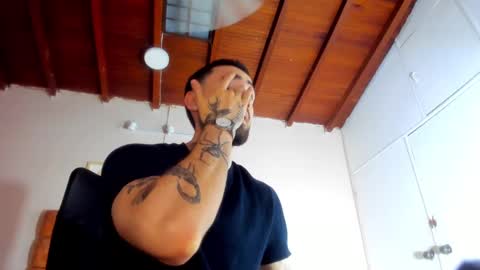 Snapshot of luke_davis01 chatting on March 5, 5:39 pm LUKE online show from March 5, 5:39 pm