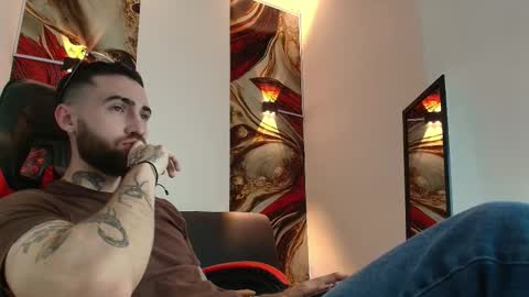 Snapshot of luke_davis01 chatting on September 23, 1:14 pm LUKE online show from September 23, 1:14 pm