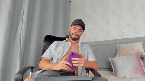 luke diaz7 online show from March 9, 7:45 am