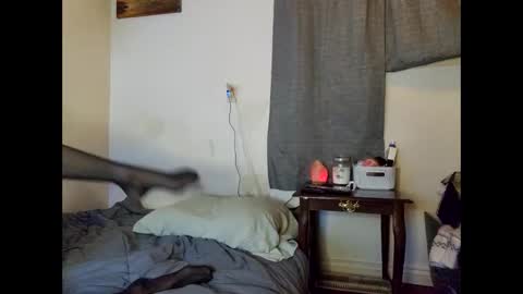 Snapshot of lukeandali23 chatting on January 14, 1:36 am Lukeandali420 online show from January 14, 1:36 am