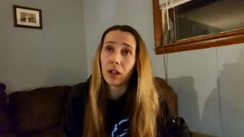 Snapshot of lukeandali23 chatting on February 27, 1:05 am Lukeandali420 online show from February 27, 1:05 am