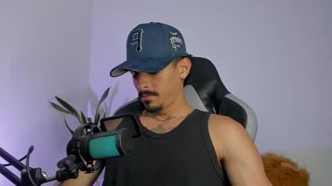 Luke Taylor online show from February 25, 12:15 pm