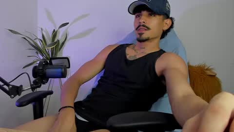 Luke Taylor online show from May 1, 12:43 pm