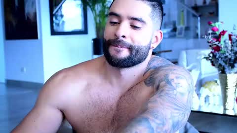 Lukhas f4f online show from March 2, 9:32 pm