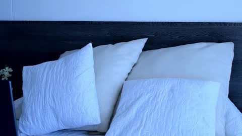 Lukhas f4f online show from October 12, 8:41 pm