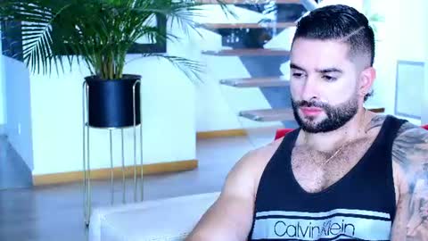 Lukhas f4f online show from June 13, 6:39 pm