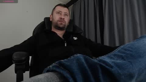 Snapshot of lukkee30 chatting on November 12, 12:16 pm Sir Alex online show from November 12, 12:16 pm