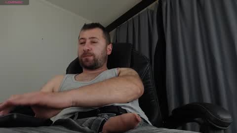 Snapshot of lukkee30 chatting on November 16, 12:11 pm Sir Alex online show from November 16, 12:11 pm