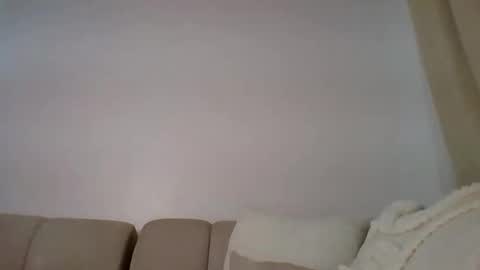 lulanah_ online show from March 22, 8:56 pm