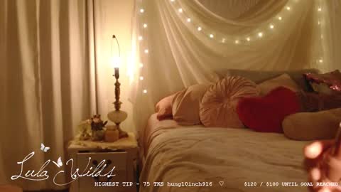 Snapshot of lulawilds chatting on September 17, 2:35 am lula wilds online show from September 17, 2:35 am