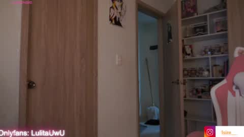 Snapshot of lulitauwu chatting on January 5, 4:25 am lulitauwu online show from January 5, 4:25 am