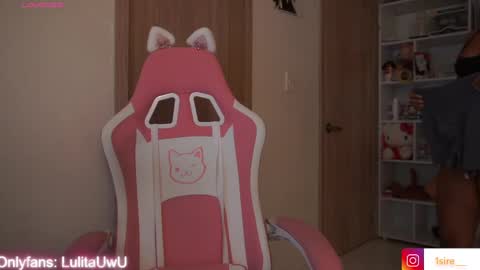 Snapshot of lulitauwu chatting on March 7, 4:02 am lulitauwu online show from March 7, 4:02 am