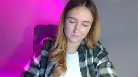 Lulu Baby18 online show from November 23, 8:08 pm