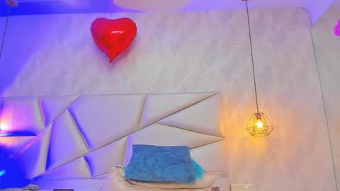 Snapshot of lulu_kawai chatting on March 4, 10:49 pm lulu online show from March 4, 10:49 pm