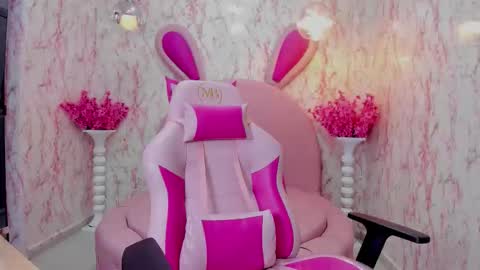 lulu_litle online show from September 19, 7:36 pm