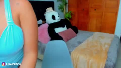 Lau  online show from July 31, 5:23 pm