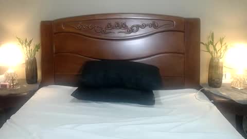 lulu_wild online show from November 23, 10:59 am