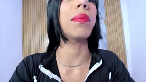 LULU online show from February 26, 7:57 pm