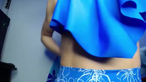 Snapshot of luly_blue chatting on March 21, 3:44 am Luly online show from March 21, 3:44 am