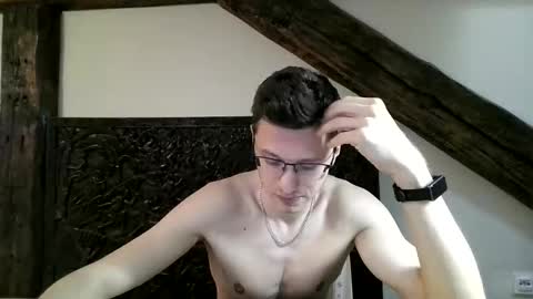 Andrew independent model 2000-0000 CET daily online show from April 12, 1:49 pm
