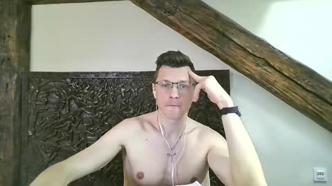 Andrew independent model 2000-0000 CET daily online show from May 30, 1:52 pm