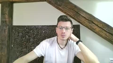 Andrew independent model 2000-0000 CET daily online show from June 15, 11:45 am