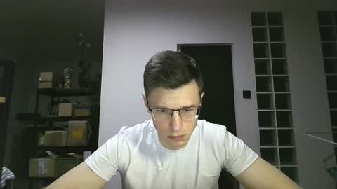Andrew independent model 2000-0000 CET daily online show from July 25, 7:33 pm