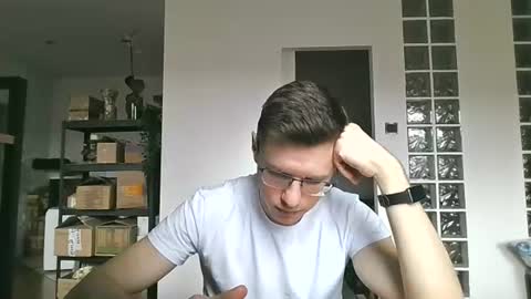 Andrew independent model 2000-0000 CET daily online show from July 27, 11:17 am