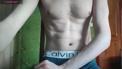 Snapshot of lumberxxxx chatting on March 15, 10:54 am lumberxxxx online show from March 15, 10:54 am