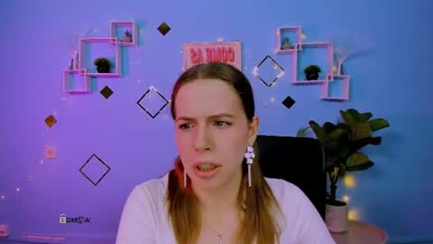 Sweet Lumi online show from June 16, 7:33 am