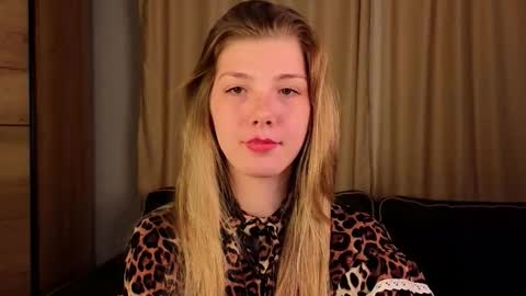 Wendy online show from March 18, 6:00 pm