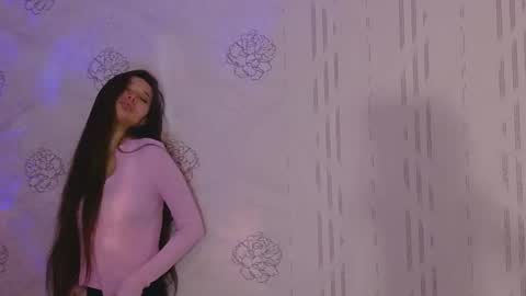 Snapshot of lumiheart chatting on November 17, 4:24 pm Anora online show from November 17, 4:24 pm