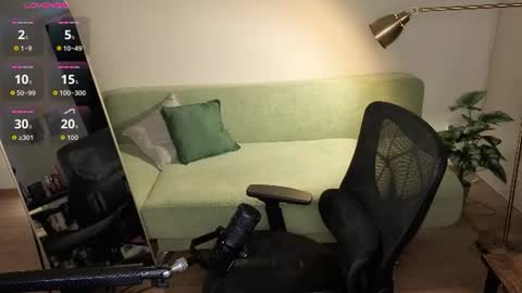 Lumi online show from June 20, 4:43 pm