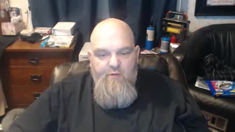 Snapshot of lump420 chatting on May 12, 3:47 am lump420 online show from May 12, 3:47 am