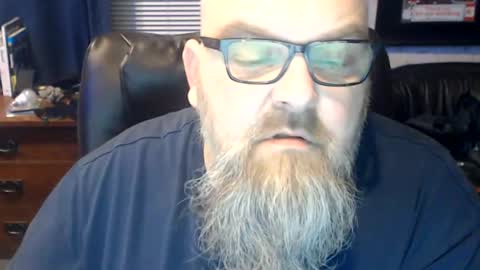 Snapshot of lump420 chatting on July 27, 3:13 am lump420 online show from July 27, 3:13 am