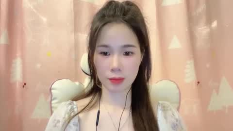 Luna online show from May 5, 4:04 pm