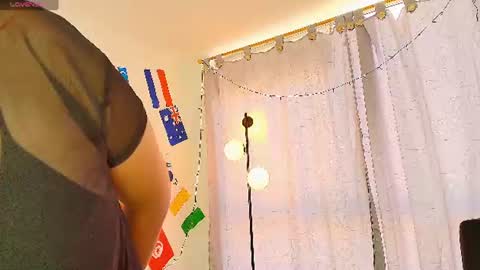 Snapshot of luna__velvet chatting on July 11, 2:42 pm luna__velvet online show from July 11, 2:42 pm