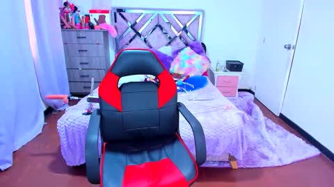 luna_analya online show from December 19, 12:12 pm