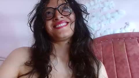 Snapshot of luna_azul_15 chatting on January 20, 4:45 pm dalia online show from January 20, 4:45 pm