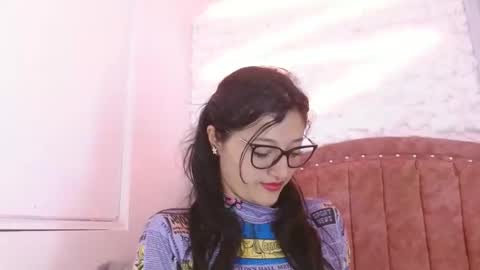 Snapshot of luna_azul_15 chatting on January 30, 1:31 pm dalia online show from January 30, 1:31 pm