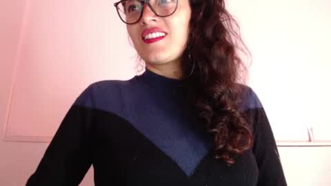 Snapshot of luna_azul_15 chatting on February 27, 12:23 pm dalia online show from February 27, 12:23 pm