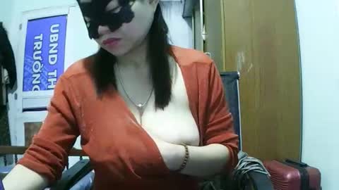 luna_beauty25 online show from March 16, 9:52 pm