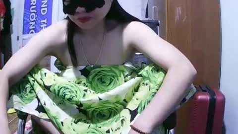 luna_beauty25 online show from May 21, 10:28 pm