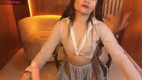 Snapshot of luna_benz_tx chatting on June 11, 8:18 pm Follow me.. Live 1430 to 2100 online show from June 11, 8:18 pm