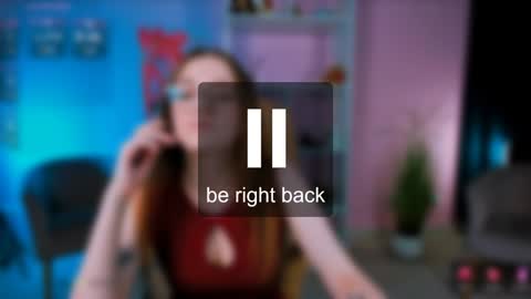 luna_berryy online show from January 15, 2:27 am